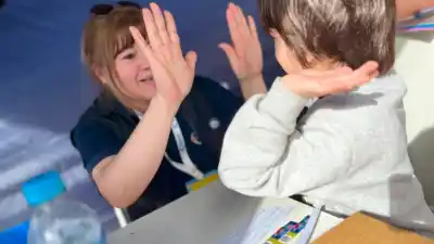 El dato que pocos esperaban: 22 niños se perdieron en el Poncho pero la pulsera "Reencuentro" los salvó