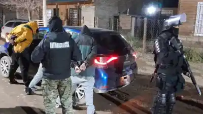Así cayó una banda narco en El Chañar: droga valuada en 38 millones y autos de lujo