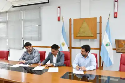 Mientras el país frena, La Pampa avanza: las cinco obras viales que Ziliotto financia sin pedir un peso prestado