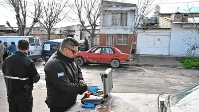 Un joven de Roca con quemaduras graves tras incendio en el barrio San Martín