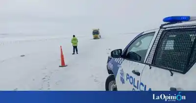 Tras el temporal de nieve, habilitaron un tramo clave de la ruta 12 en Santa Cruz