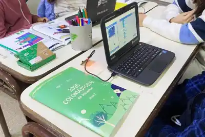 Mil chicos neuquinos ya probaron la educación del futuro: ¿qué aprendieron en la Colonia Digital?