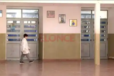 Por qué una escuela vende miel y no es un simple negocio