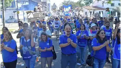Rechazo unánime: el 99,86% de los docentes dijo no a la oferta salarial y arranca un plan de lucha que sacudirá Santa Fe
