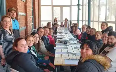 Llegan dos cursos gratuitos a Alejo Ledesma: uno para adultos mayores y otro para hablar mejor