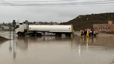 Lluvias implacables en Caleta Olivia: el plan de contingencia que no para