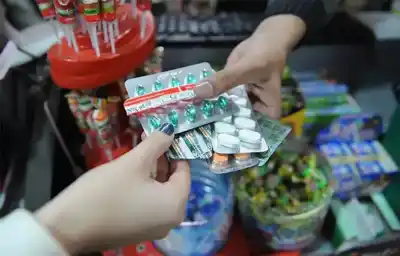 Kiosqueros de San Juan se pronuncian: ¿venderían medicamentos sin receta?