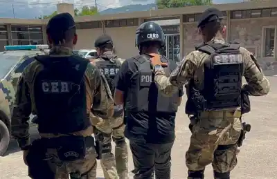 Fuerzas Especiales trasladan a Tucumán a un detenido por abuso desde Jujuy