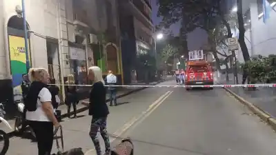 Explosión en pleno centro: un herido y evacuación masiva en un edificio de Monteagudo