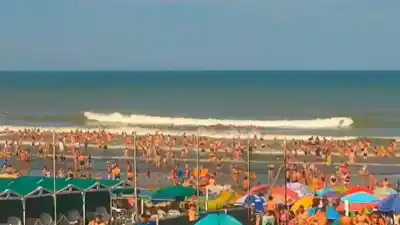 Turistas tucumanos sufren descompensación al huir de un meteotsunami en Mar Chiquita