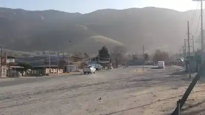 Alerta amarilla en Tucumán: el viento Zonda que podría superar los 70 km/h y el peligro de incendios