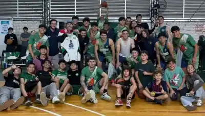 En un final de infarto, Hindú se llevó el segundo punto y sueña con el título