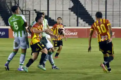Sarmiento y Defensores de Vilelas ya saben a quiénes enfrentarán en la Reválida