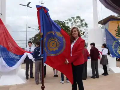 El día que Posadas izó su bandera por primera vez: una historia de 185 diseños y 20 mil votos