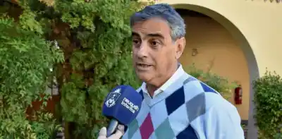 Hacían cola por más de 30 minutos: la millonaria multa que le cayó a Tarjeta Naranja en Neuquén