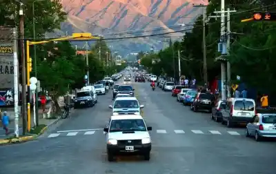 Viaje a Villa de Merlo terminó en tragedia: encontraron a una turista sin vida en su habitación de hotel