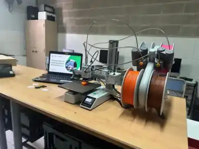 Llega la impresión 3D a las aulas de Merlo: ¿qué pasará el 30 de julio?
