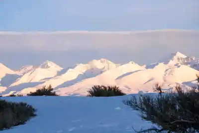Alerta amarilla en Calingasta: hasta 50 centímetros de nieve amenazan la zona