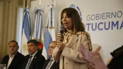 El insólito origen de los fondos millonarios que Educación usará para comprar computadoras