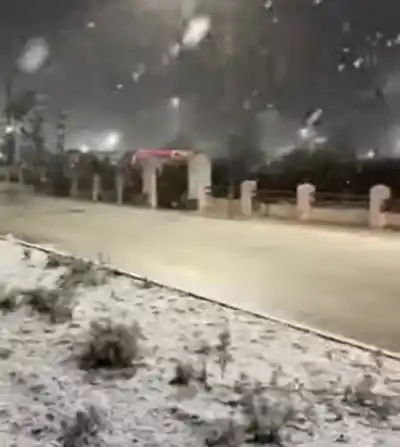 El Cerro Chenque amaneció nevado: las impactantes imágenes que dejó la nieve en Comodoro