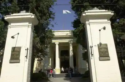 La UNT en vilo: la Asamblea Universitaria se posterga y Pagani sigue en la cuerda floja