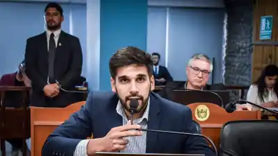 El pedido que incomoda a la Secretaría de Protección Ciudadana: exigen explicaciones por los espacios en la Fiesta del Poncho