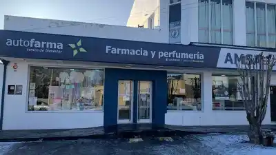 Más de 200 familias en vilo: la crisis de una cadena farmacéutica que no paga sueldos ni tiene remedios