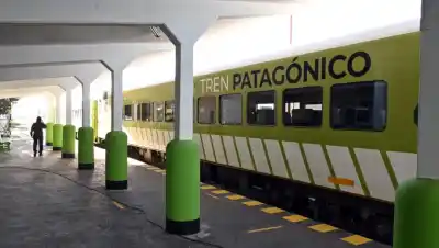 Tras el descarrilamiento, el Tren Patagónico vuelve a unir Viedma y Bariloche