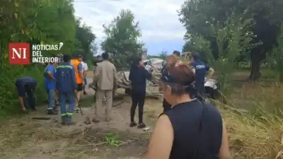 Un hombre de Yerba Buena murió al caer con su camioneta en una alcantarilla de la ruta 323