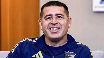 El elegido de Riquelme: el delantero que amargó a River y está a punto de llegar a Boca