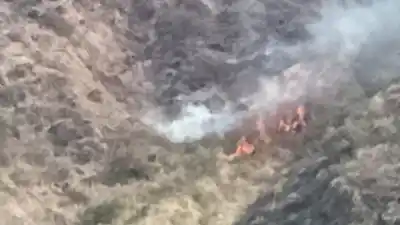 Alerta en Guanchín: prohíben drones y cierran el acceso a la zona del incendio forestal