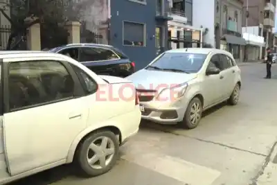 Tres autos chocaron en Paraná y lo que pasó con los heridos sorprendió a todos
