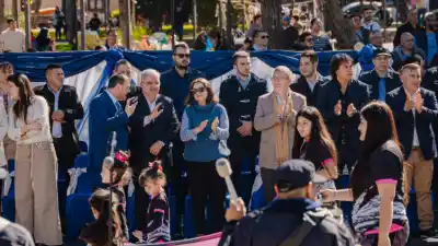 Inauguraron una comisaría, repartieron locro y hubo música: los detalles del aniversario de Paclín
