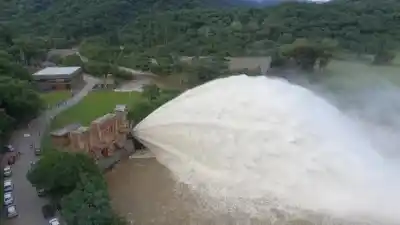 El Cadillal en Tucumán alcanza su nivel máximo dos meses antes por lluvias extraordinarias