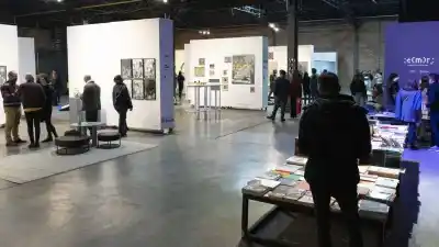 Diez años de arte: la feria que transforma el CEC en un imán para coleccionistas y curiosos