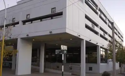 Golpeó al hijo de su pareja y la Justicia lo mandó preso: la pena que recibió