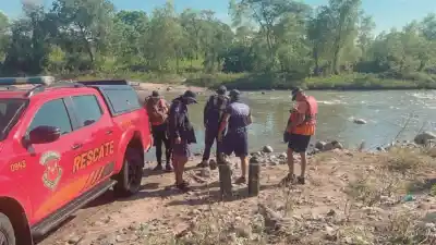 Policía intensifica controles y prohíbe la pesca en ríos tucumanos tras una seguidilla de ahogados