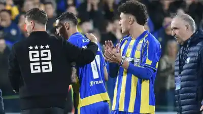 El emotivo regreso de Lo Celso al Gigante que desató una ovación