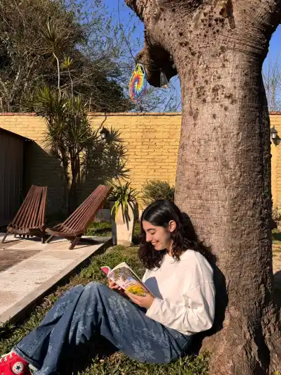 Una adolescente tucumana convirtió su dolor en poesía y ahora presenta su primer libro en Yerba Buena