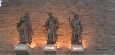 Tras tres meses de trabajo, las imágenes de 1870 de la Catedral de San Juan lucen como nuevas