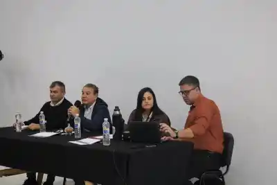 ¿Qué se cocina en Puerto Vilelas para evitar inundaciones? El intendente González conformó un Consejo clave