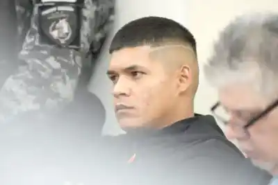 El ex padrastro del "Negro" Silvero lo señaló: "Vi cuando le hincó" en el crimen del albañil