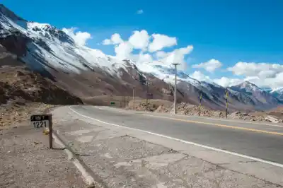 Alerta en las rutas de San Juan: los tramos que exigen máxima precaución por hielo y niebla