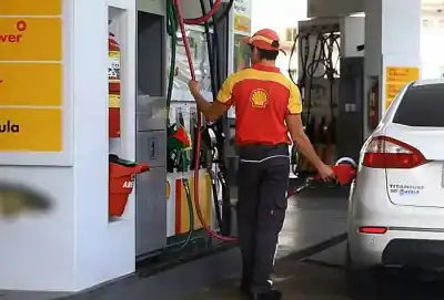 No llenan más el tanque: los chaqueños cambian su forma de cargar combustible y la demanda se desploma hasta un 10%