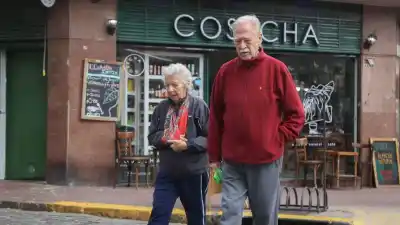 Monotributistas al rescate: por qué se necesitan 34 de ellos para pagar una sola jubilación