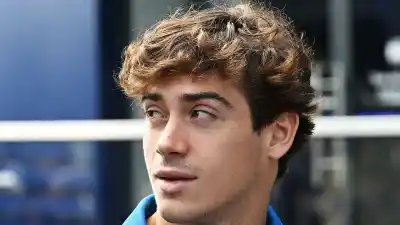 El piloto que podría quitarle el asiento a Colapinto recibió una oferta que lo cambiaría todo