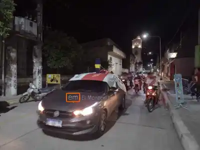 Un ataúd de Boca apareció en el festejo de los hinchas de River en Monteros