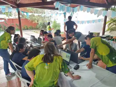 Club Digital del IAS: el espacio gratuito que cuida a chicos y también a sus familias