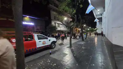 Explosión en Monteagudo al 120: vecinos siguen fuera de sus casas y sin luz dos días después