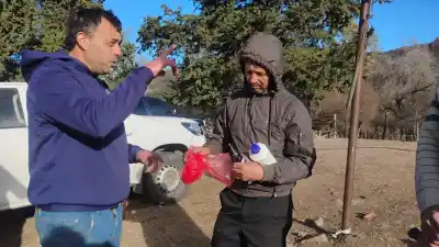 Llegaron a Estancia Grande y lo que encontraron en los campos quemados los obligó a actuar de urgencia